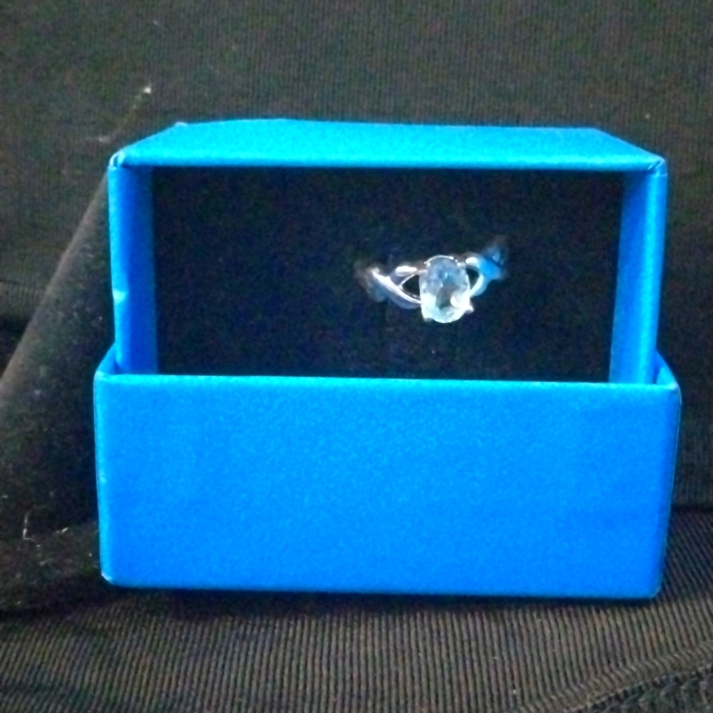Sterling Silver Swiss Blue Topaz Ring...Sz 6